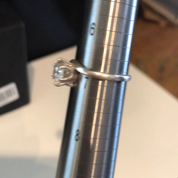 1.5ct D VVS1 Moissanite Ring - Picture 7 of 11